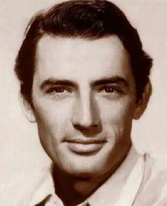 格里高利.派克温润影帝,爱过褒曼的君子,觅得佳侣伴一生
