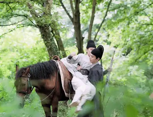 南风知我意即将开播,成毅演起了现代剧,现代剧照更帅气
