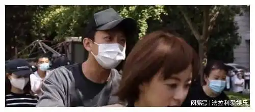 网友发孙俪和赵又廷的亲密剧照邓超疑似吃醋怎么都不戴口罩