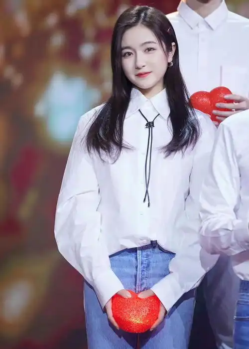 李兰迪美图
