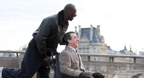 触不可及因偶然的一次相遇,造就了一段美好的共同记忆
