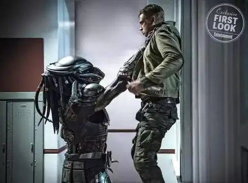 好莱坞顶尖之作铁血战士再度袭来,铁血出征,寸草不生