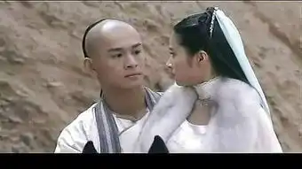 书剑恩仇录中遇陈家洛误终生的2位女子一位一生孤苦,一位惨死
