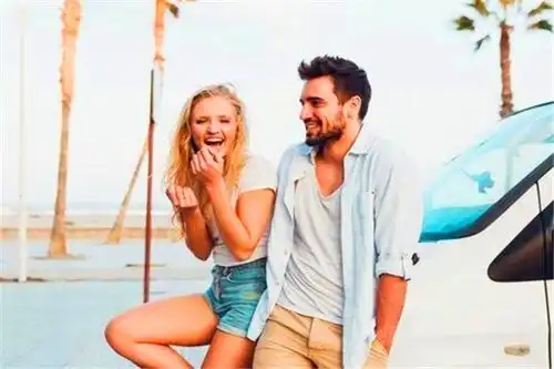 老婆,婚后我们一起还钱彩礼就五万,你家为什么借了十万