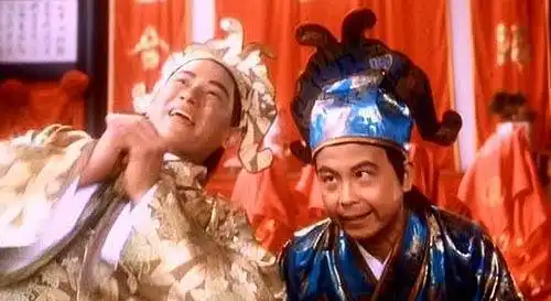 唐伯虎点秋香里面的两傻儿子是哪家的
