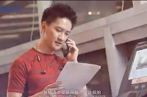 还记得快乐星球里的丁凯乐吗硕士留学归来,完全不认识了
