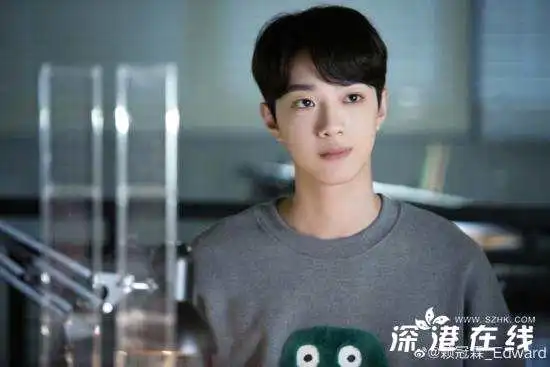 赖冠霖怼黑粉网友称其回应耿直大赞太刚了