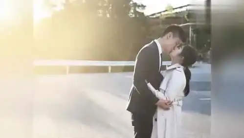 梁家辉女儿晒一吻定情照网友这不是孙杨吗
