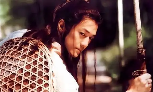 把乔峰放笑傲江湖中,能否力压令狐冲金庸借向问天给出答案
