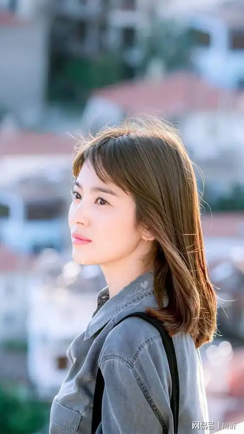 与宋慧乔闪离3年多,宋仲基官宣当爸太阳的后裔终是过去时
