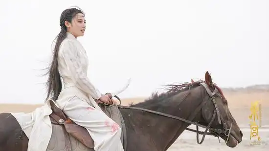 小枫自刎登热搜榜首彭小苒东宫为新面孔正名