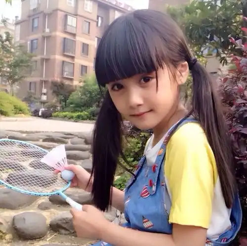 还记得演小龙女的张籽沐吗14岁的她长成身高170的大美女了