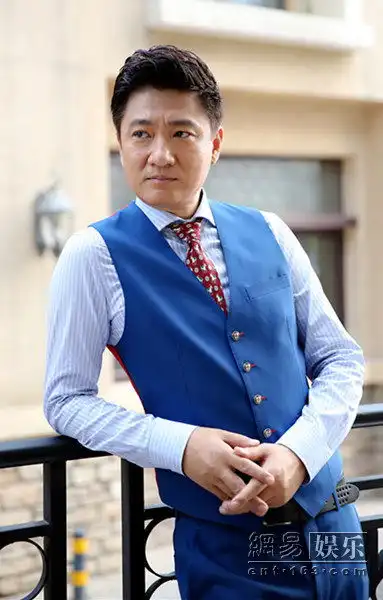 虎妈猫爸热播赵薇韩青虎妈狼爸职场交锋
