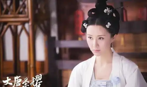 舒畅8岁获金童奖,年仅15演96岁天山童姥,哪部剧印象最深