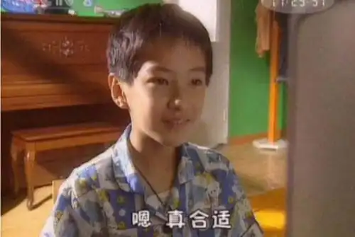 快乐星球开播17年,丁凯乐成家后,又一主演官宣结婚领证
