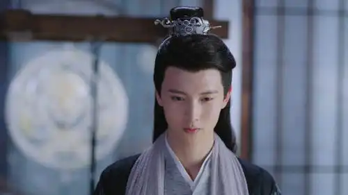 双世宠妃2墨连城带着蓝夜汐离开,留下曲檀儿一个人独自伤心