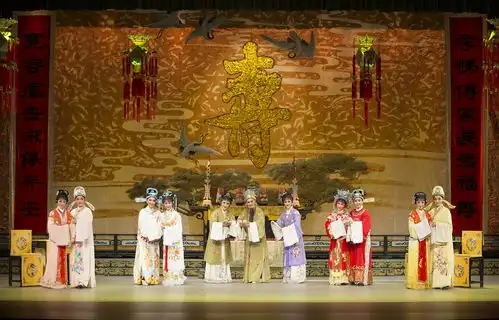 浙江小百花梁祝进京演出,新晋梅花章益清饰演祝英台

