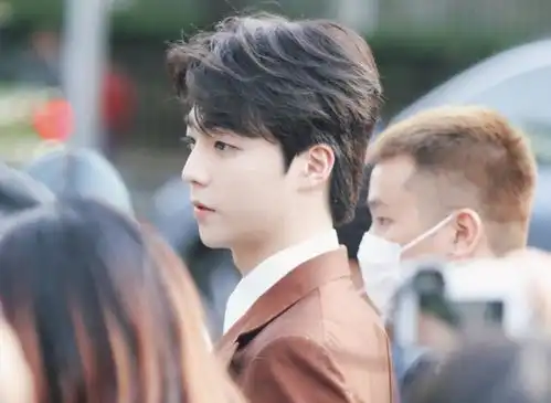 央视端午晚会路透,景甜造型梦回司藤,这才叫做仙女下凡