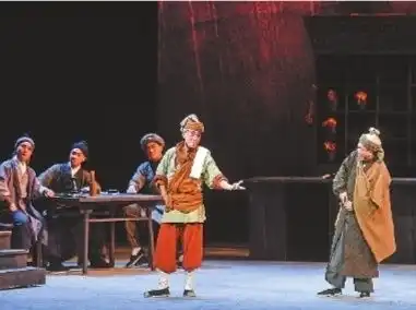 金镶玉邱莫言惊艳江城大幕三落三起京剧新龙门客栈令观众恋恋不舍