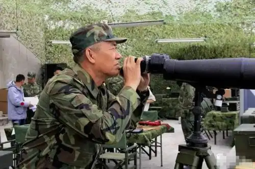 肖战终于圆梦王牌剧照一家三口显温馨,或确定参加星光大赏
