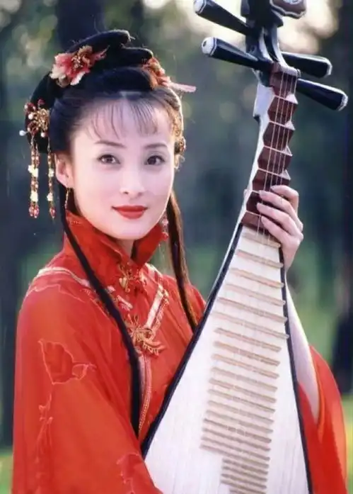 周星驰的白月光女神单看简直完美,可一跟其他美人同框就被碾压怎么回事