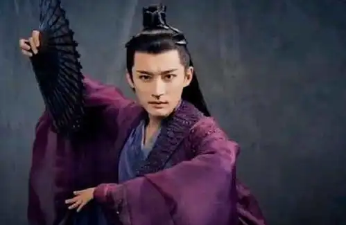 沙雕刘学义新剧杀青,看来想演现代剧的愿望又破灭了
