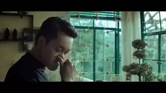 活在李小龙的影子里他很享受
