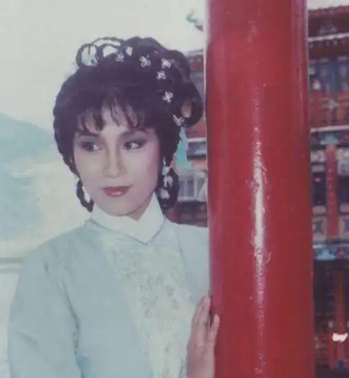 83版射雕英雄传穆念慈近照,似乎老得有些快了