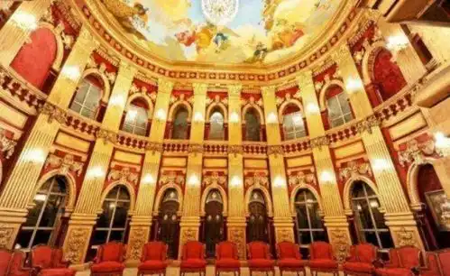 西虹市首富城堡在哪里
