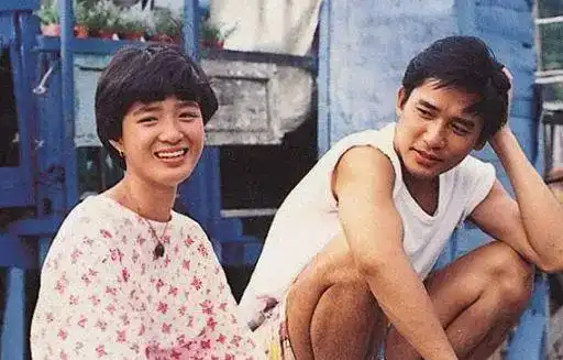 她背叛刘德华攀高枝,被豪门抛弃后,再嫁富豪,苦尽甘来