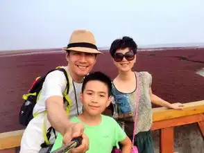 徐静蕾同班同学,演情深深雨蒙蒙却不红,44岁很美很幸福
