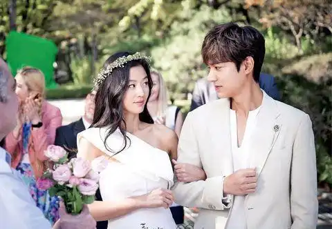 西装加长腿的化学效应盘点玄彬孔刘朴叙俊等韩剧男神的西装穿搭