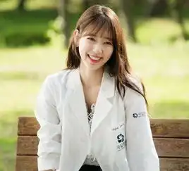 先定一个小目标比方说秋天放下刘海儿
