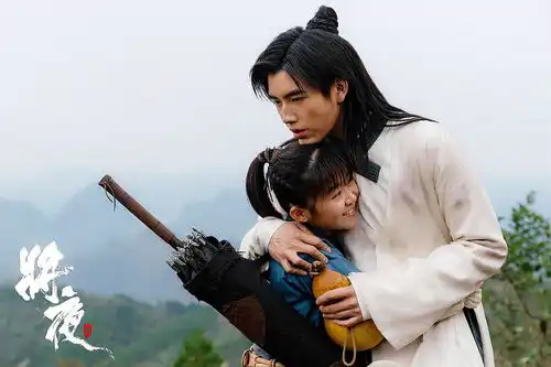 将夜热播剧被评女主还原度高,而男主走后门进组
