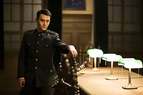 余少群现在在哪个单位工作今日头条