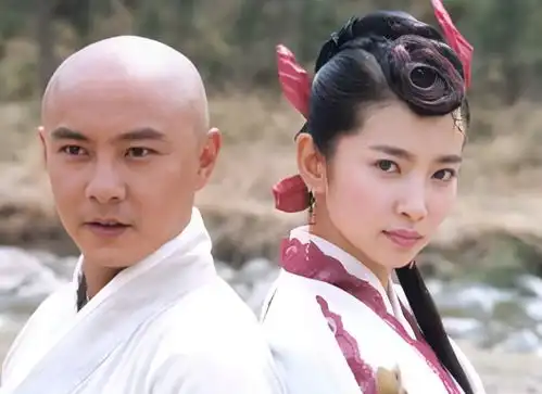 难怪张无忌死不见尸,你看他的一儿一女叫啥一个成侠,一个入魔