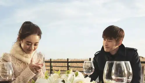 又一霸道总裁剧成爆款,播出以来好评不断,连看10集都不过瘾
