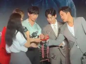 侯明昊成毅张博宇在线被锁,小哥却成为全场焦点,有点放飞自我