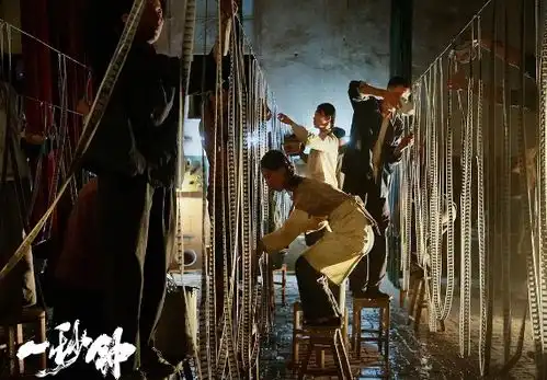 被剪的一秒钟和被掩埋的十年张艺谋一秒钟的背后
