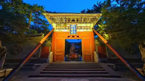 灯光照古建,颐和园景观灯亮起,夜景太美了
