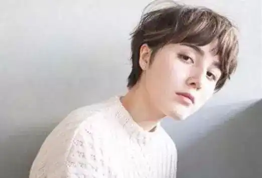 美发丨这16款发型,成就你的完美淑女形象