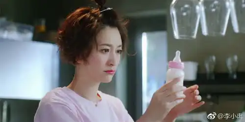 李小冉自爆学育儿知识,找称心月嫂,网友却关心刘诗诗生没生孩子