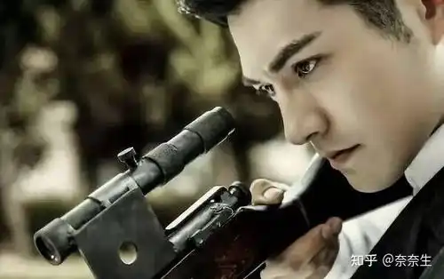 为什么有人觉得严屹宽严宽长得丑