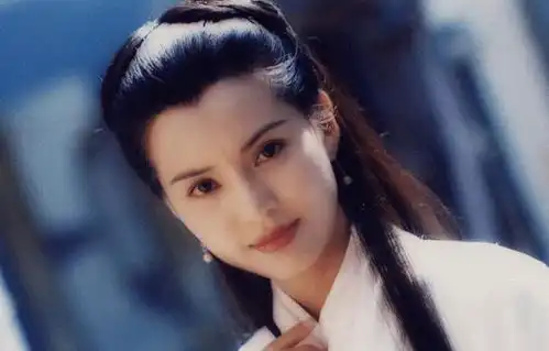 小龙女李若彤一直是玉女当看了这组剧照才明白,被骗了很多年
