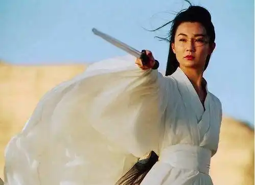 风流导演尔冬升的豪横情史,以及他背后的5个女人