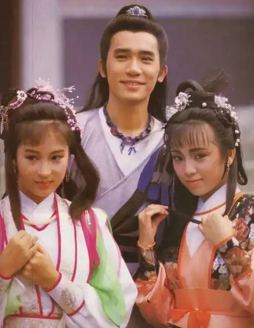 金庸走了,小宝微博11个字让人再也忍不住,集体泪崩