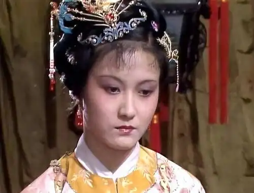 红楼梦迎春不救司棋,是无情吗
