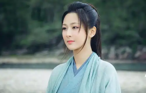 金鹰女神网投排名速递,迪丽热巴顺利突围,网友支持杨紫
