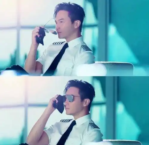 从披荆斩棘的哥哥到大湾仔的夜他再度翻红,只靠情怀
