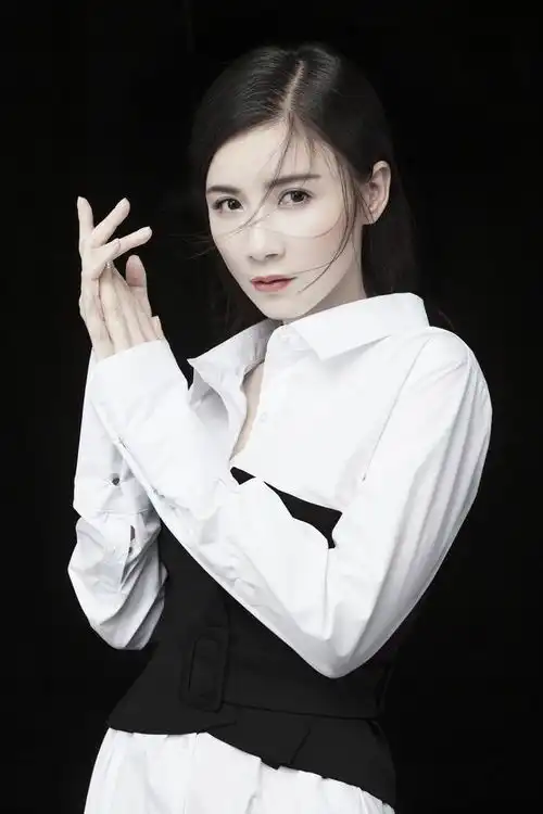 专访徐立一吻不定情女记者,变性还是有关勇敢的寻爱之旅
